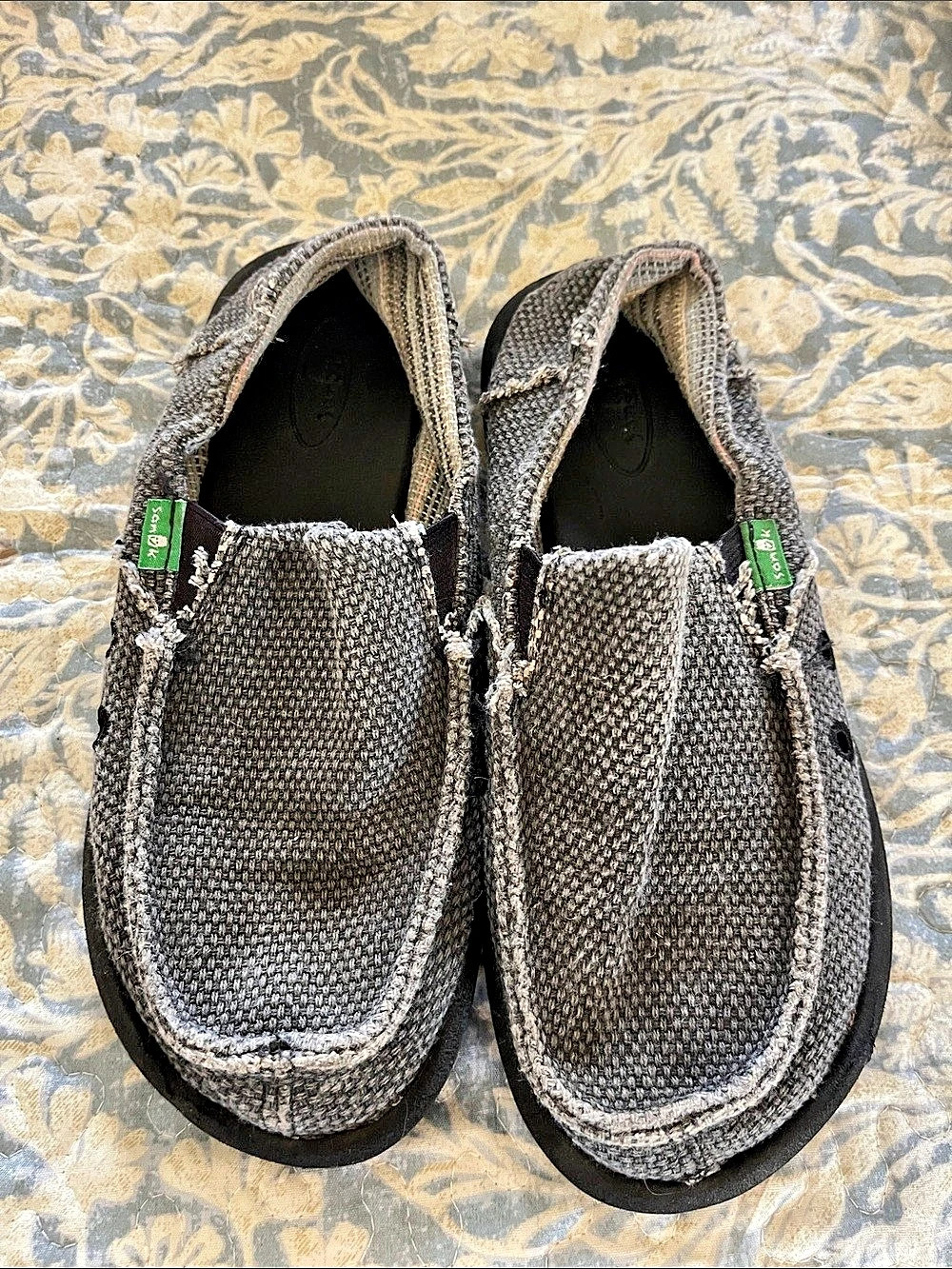 Sanuk Vagabond Boat Shoes in Gray, size 3